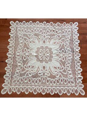 Elegant Floral Lace Tablecloth Cream Rectangular 35" Delicate Loops Scallop